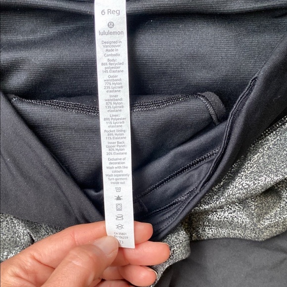Lululemon Speed Up Sparkle Foil Shorts - Picture 2 of 6